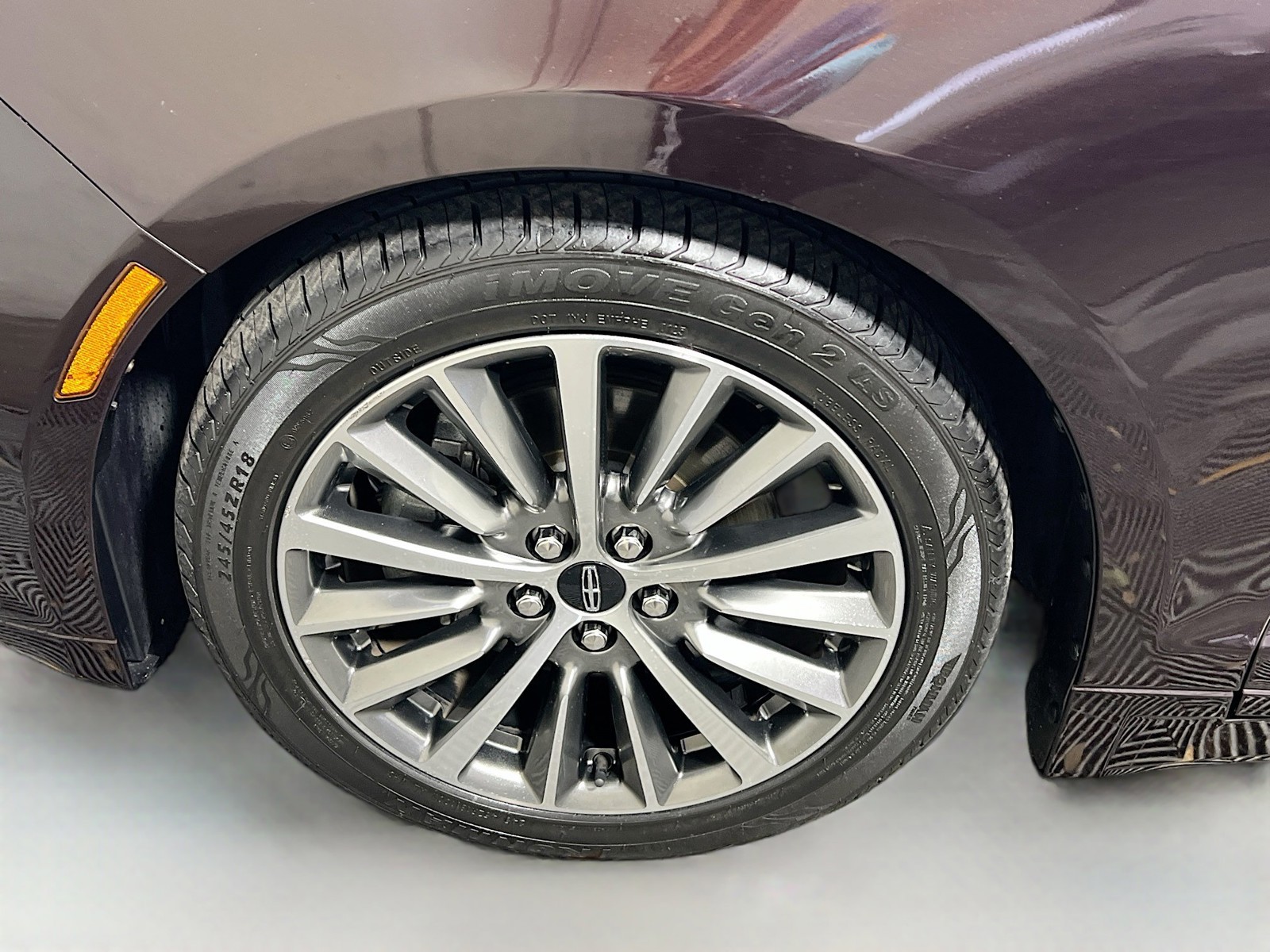 2020 Lincoln MKZ - Photo 11