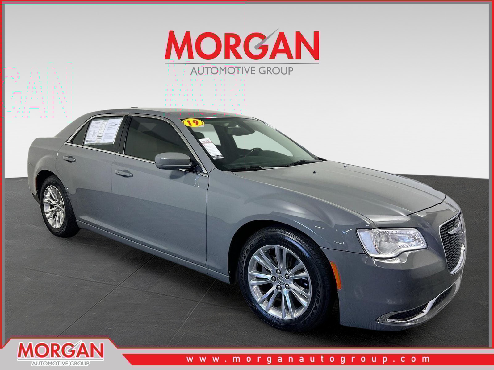 2019 Chrysler 300 Touring