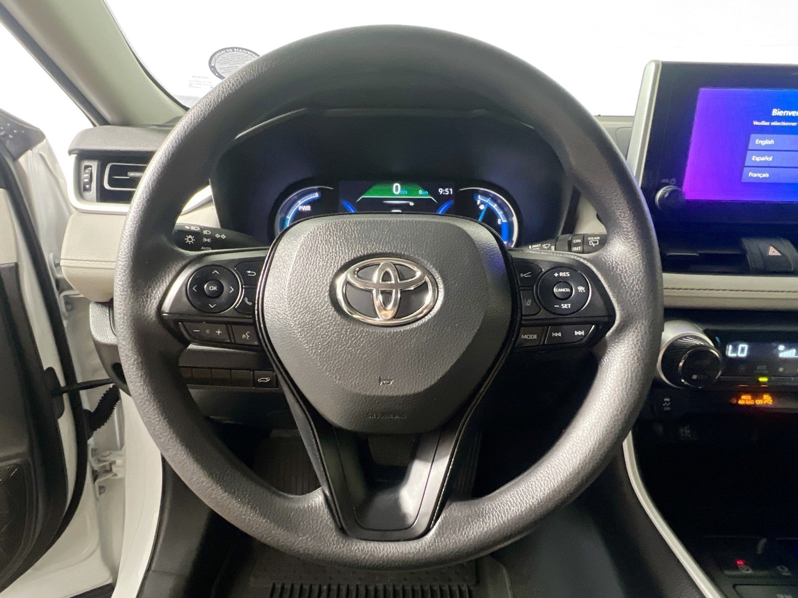 2024 Toyota RAV4 Hybrid - Photo 15