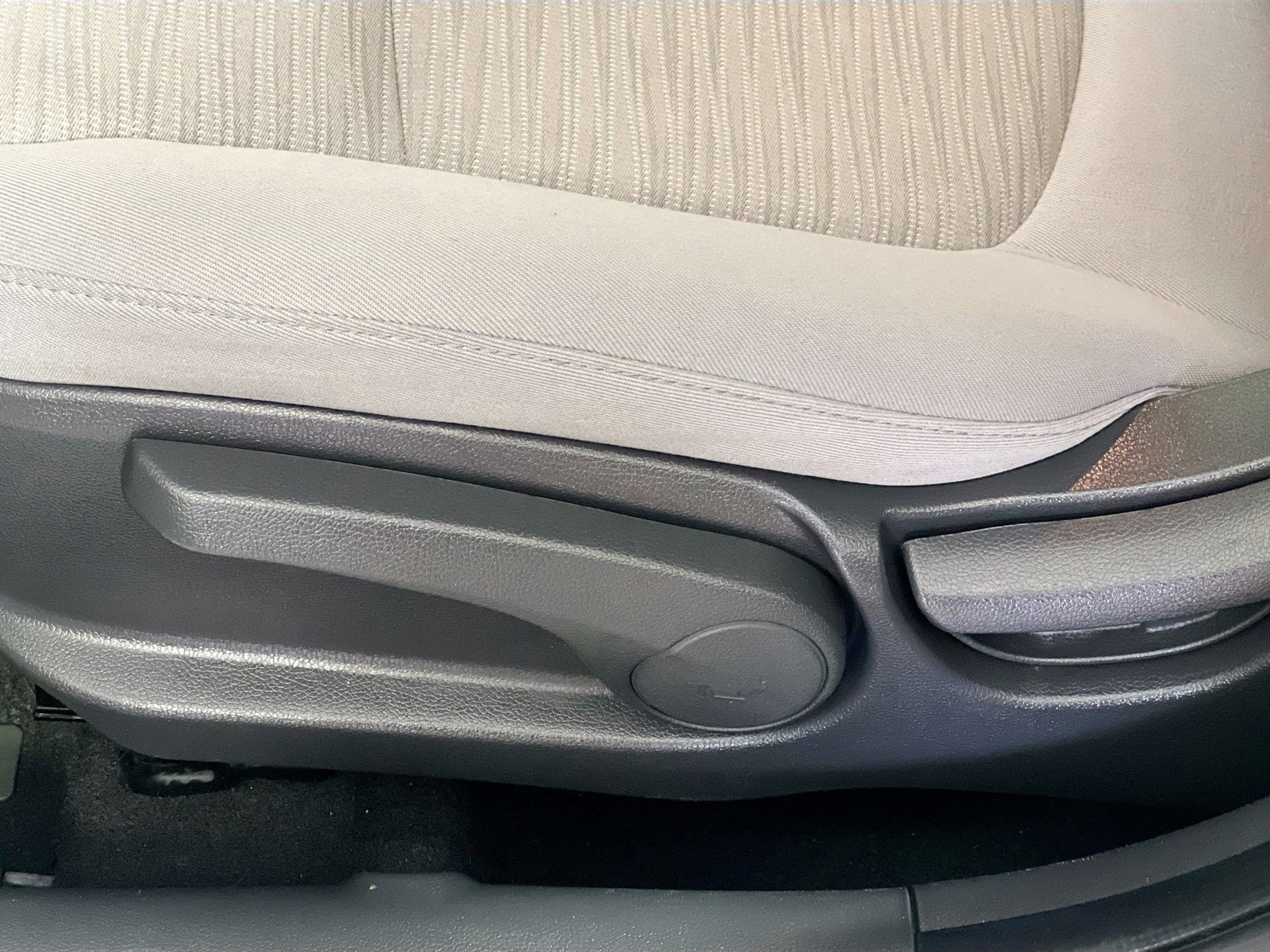 2017 Hyundai Accent - Photo 13