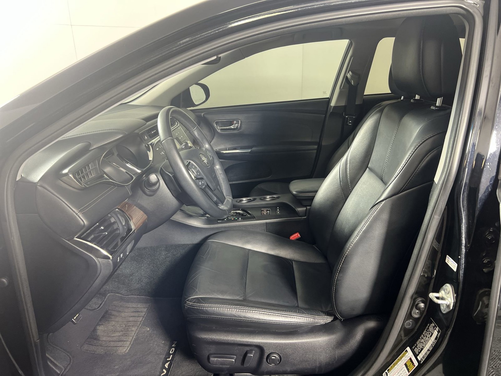 2013 Toyota Avalon - Photo 12