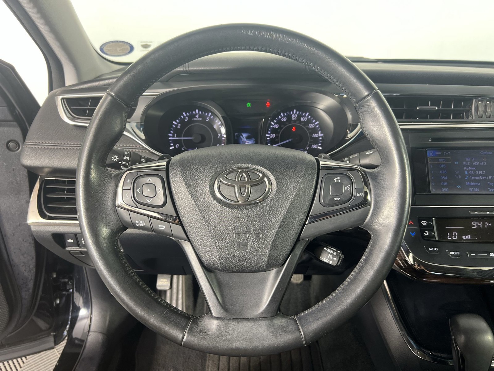 2013 Toyota Avalon - Photo 15
