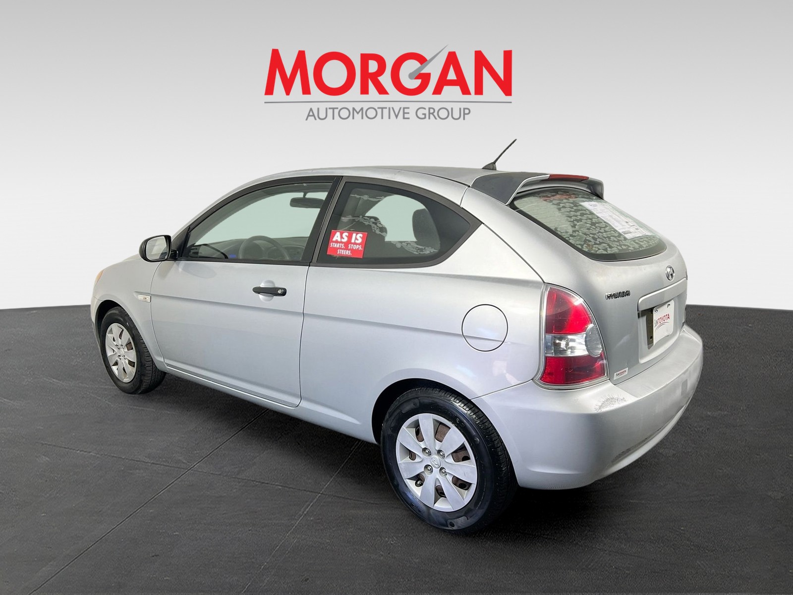 2010 Hyundai Accent - Photo 5