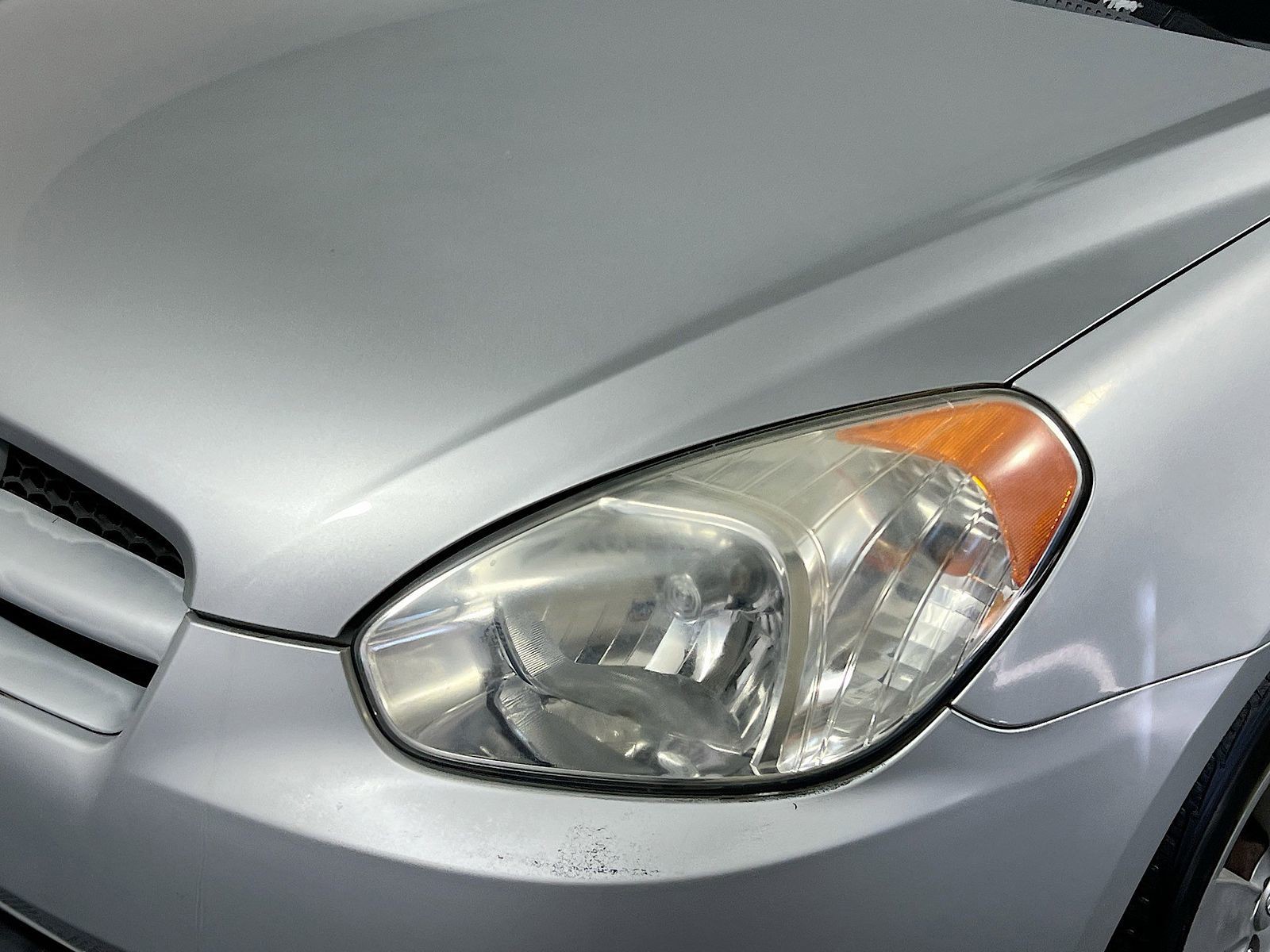 2010 Hyundai Accent - Photo 9