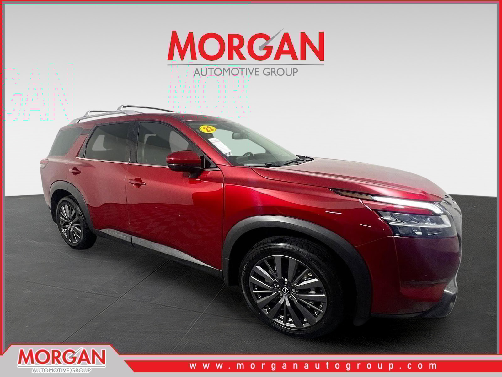 2022 Nissan Pathfinder SL