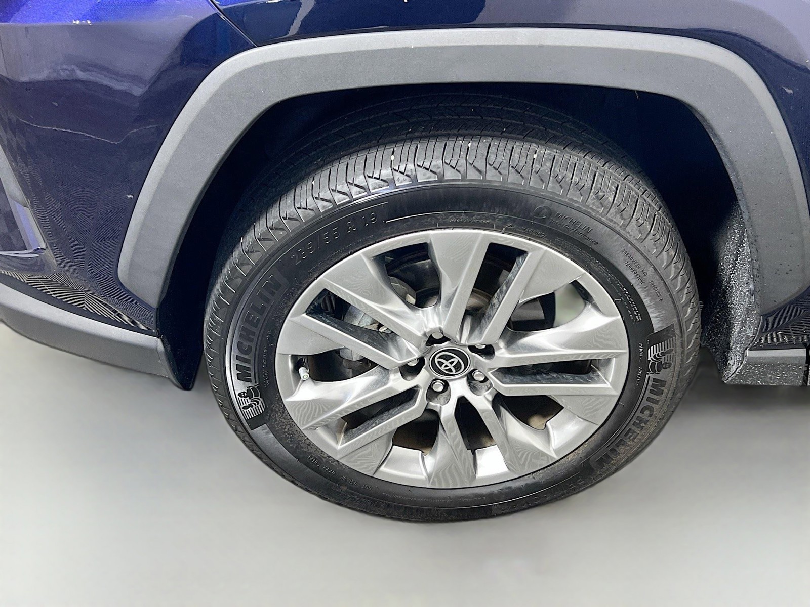 2023 Toyota RAV4 - Photo 11