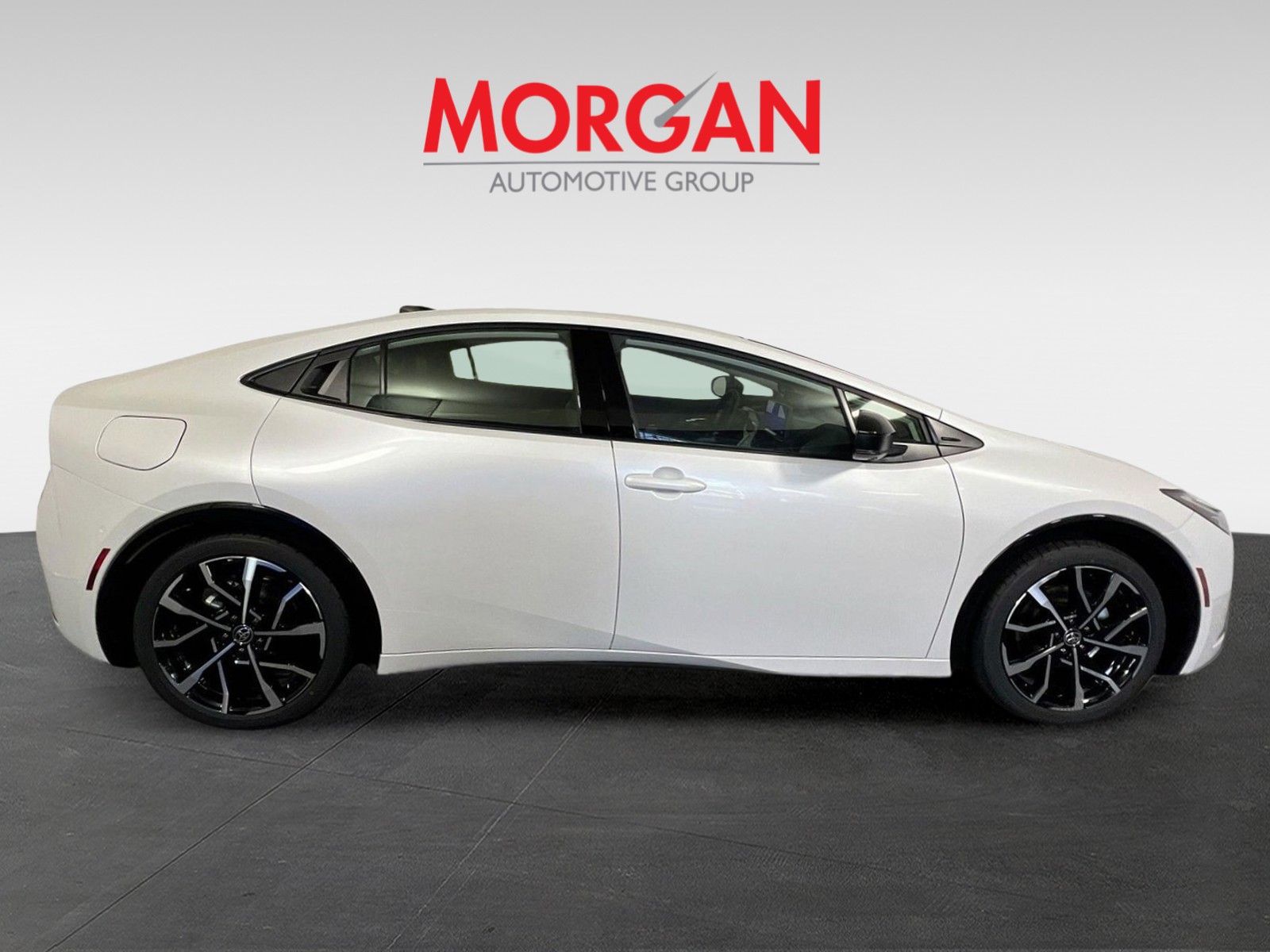 2026 Toyota Prius Plug-In Hybrid - Photo 7