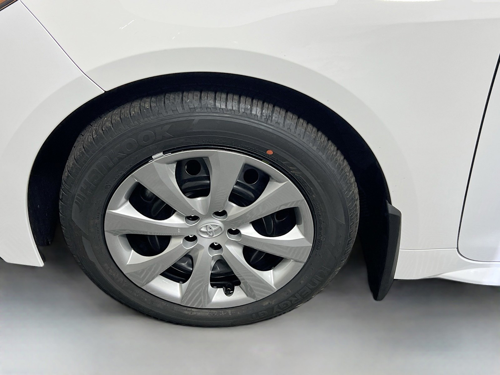 2026 Toyota Corolla - Photo 11