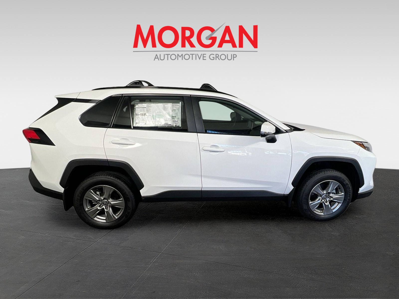 2025 Toyota RAV4 - Photo 7