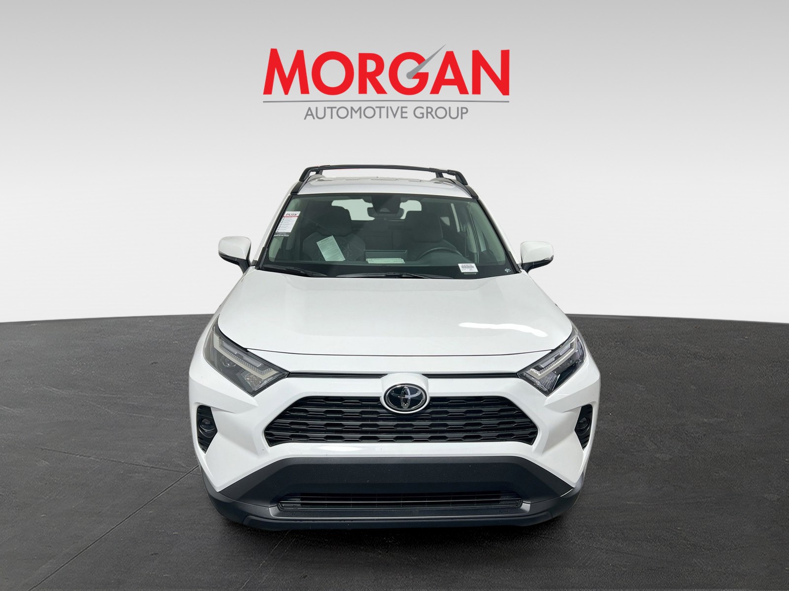 2025 Toyota RAV4 - Photo 3