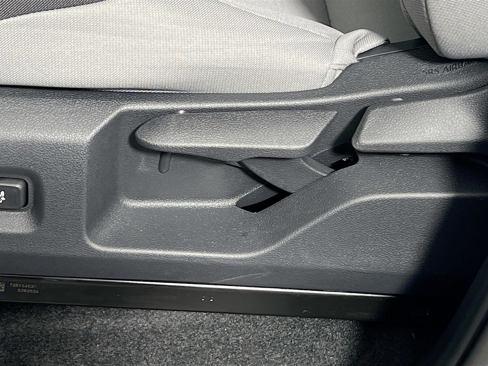 2025 Toyota Tacoma 4WD - Photo 13