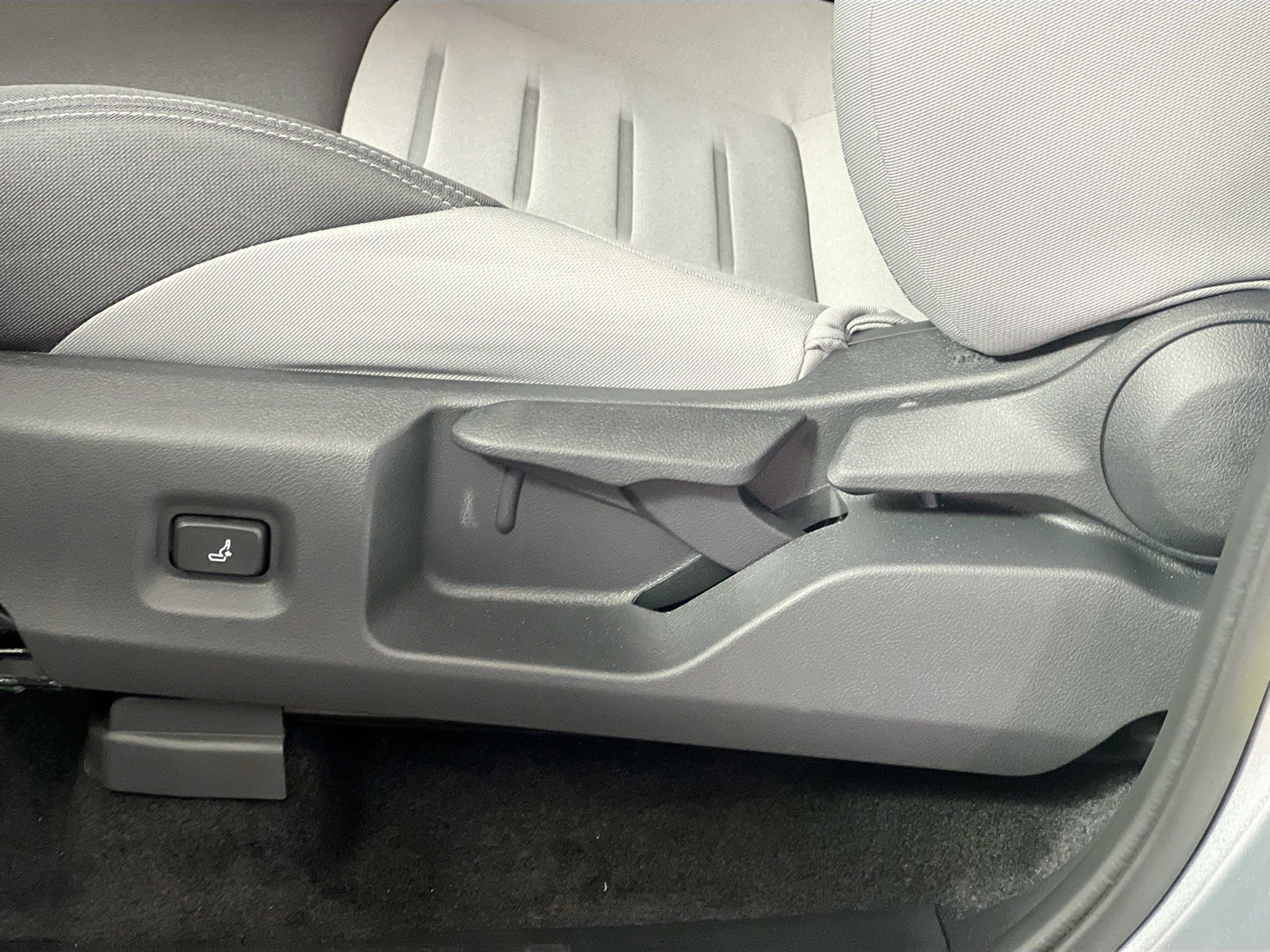2025 Toyota Tacoma 4WD - Photo 13