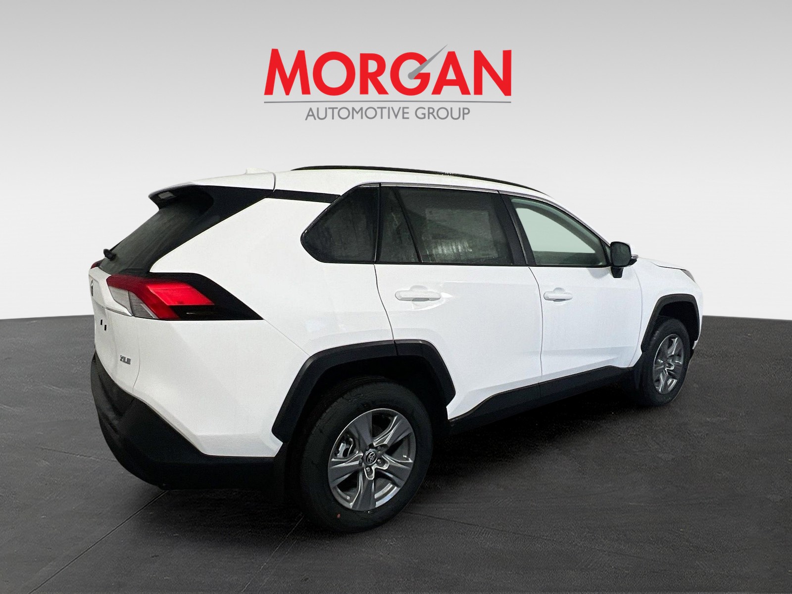 2025 Toyota RAV4 - Photo 4