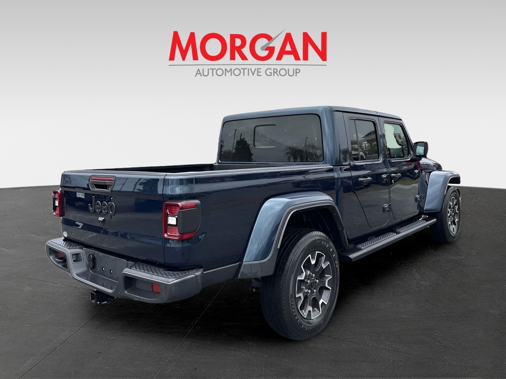 2025 Jeep Gladiator - Photo 4