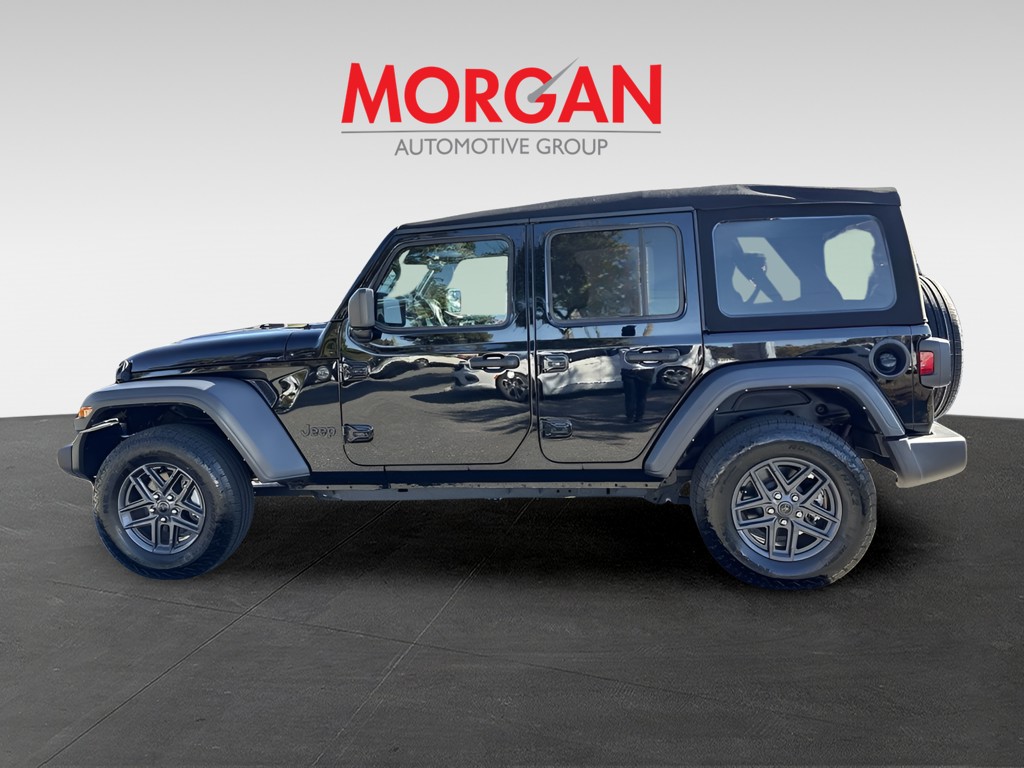 2024 Jeep Wrangler - Photo 8