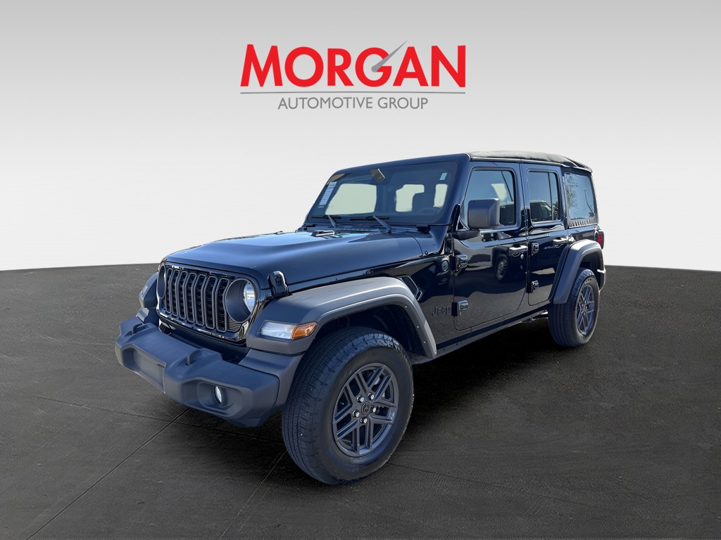 2024 Jeep Wrangler - Photo 2