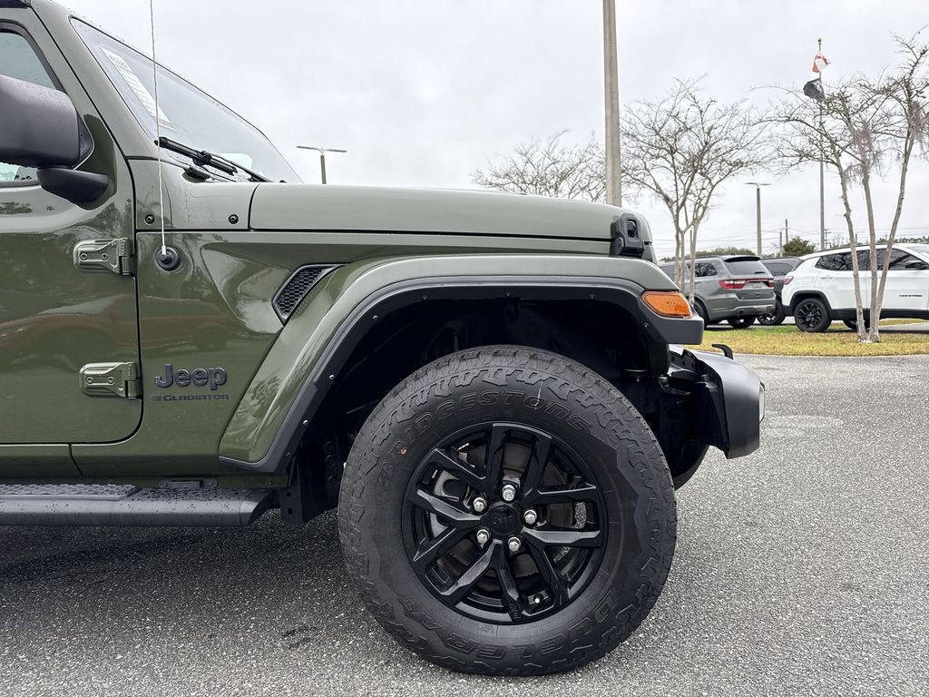 2023 Jeep Gladiator - Photo 10