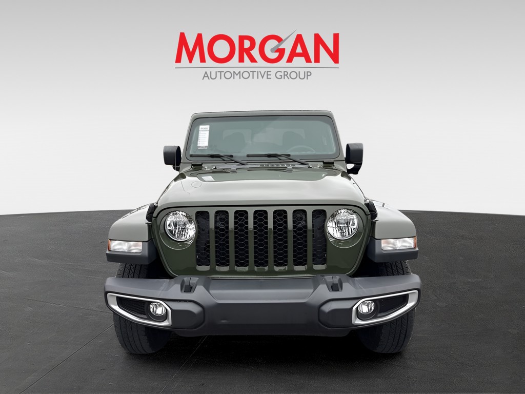 2023 Jeep Gladiator - Photo 3
