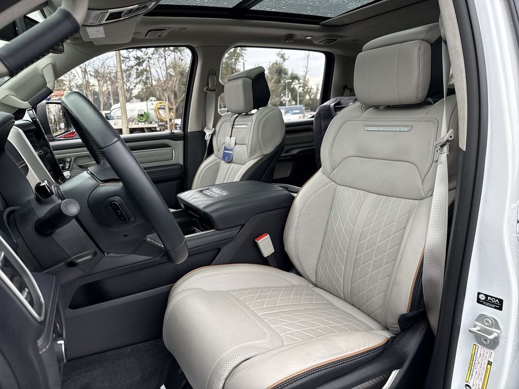 2025 Ram 1500 - Photo 9