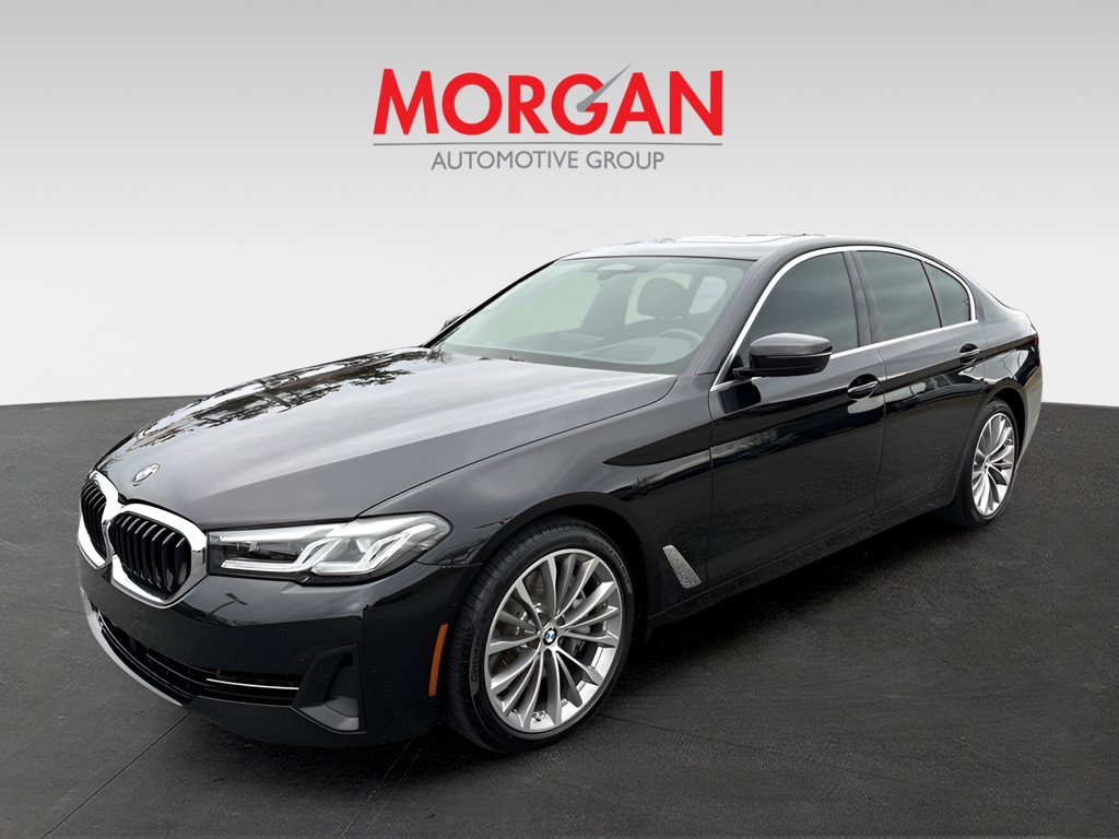 2021 BMW 5 Series - Photo 2