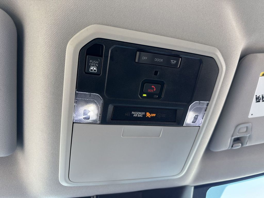 2024 Toyota Tundra - Photo 15