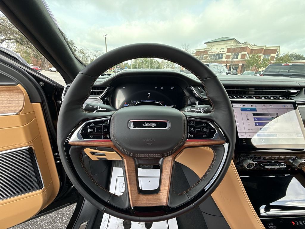 2025 Jeep Grand Cherokee L - Photo 14