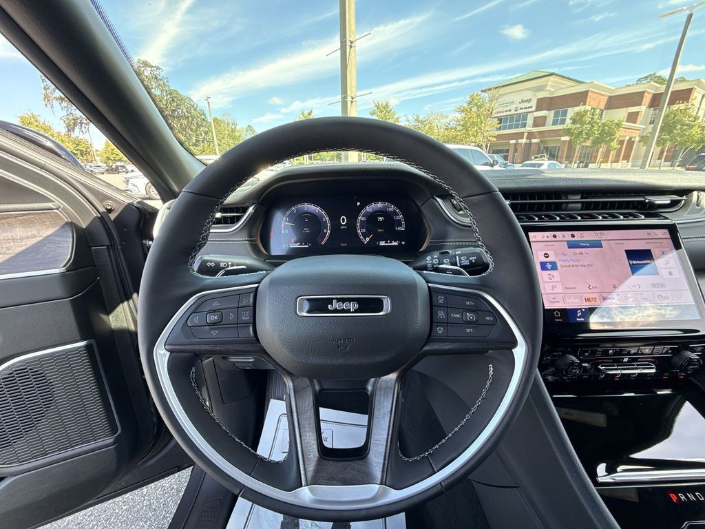 2025 Jeep Grand Cherokee L - Photo 14