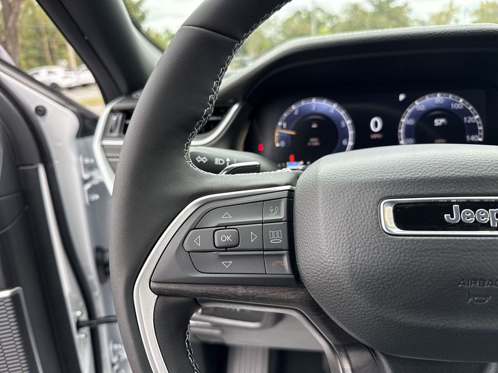 2025 Jeep Grand Cherokee L - Photo 14