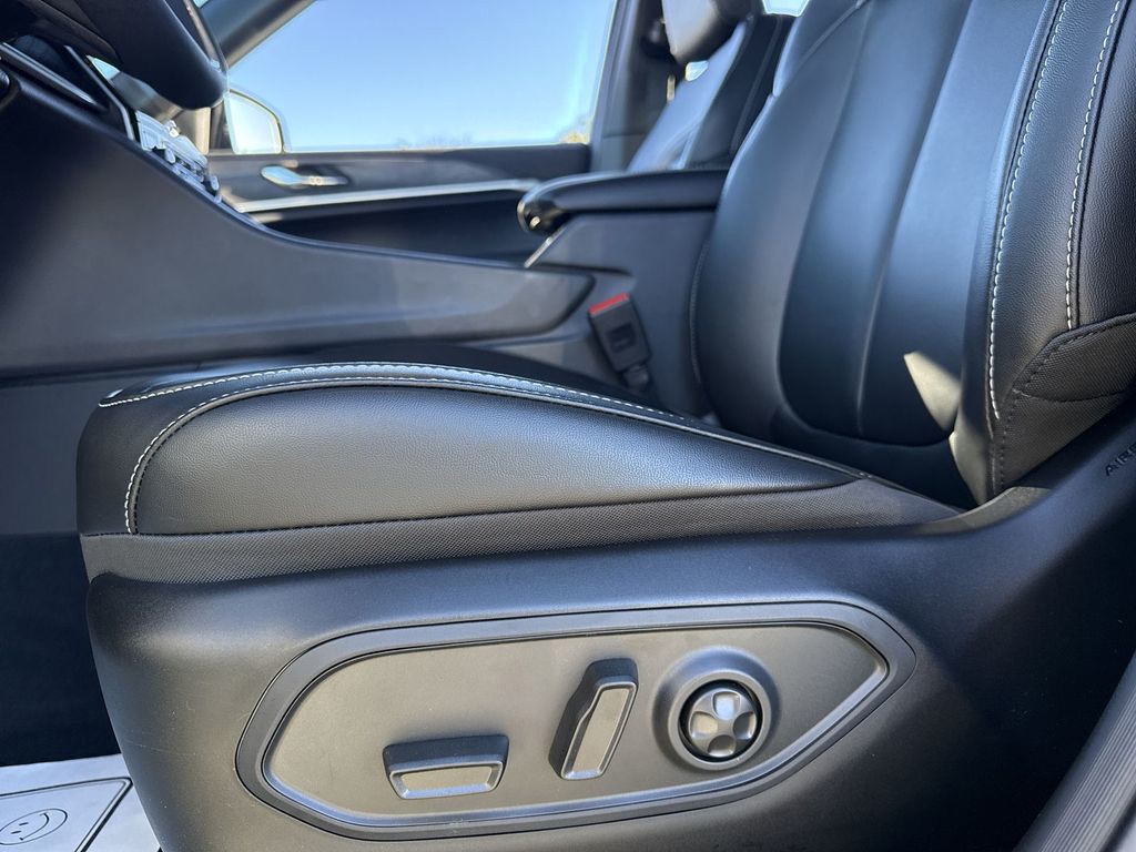2025 Jeep Grand Cherokee - Photo 11