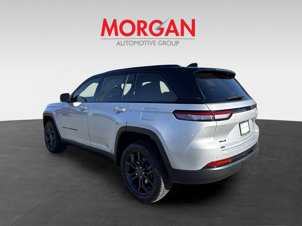2025 Jeep Grand Cherokee - Photo 5