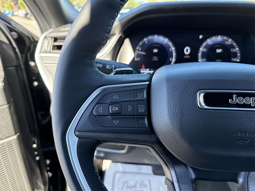 2025 Jeep Grand Cherokee - Photo 14