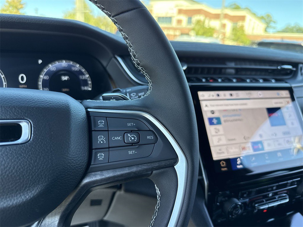 2025 Jeep Grand Cherokee - Photo 15
