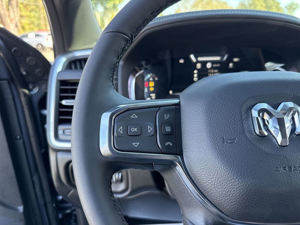 2026 Ram 3500 - Photo 15