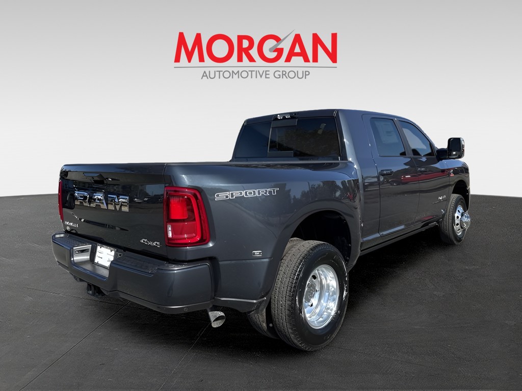 2026 Ram 3500 - Photo 4