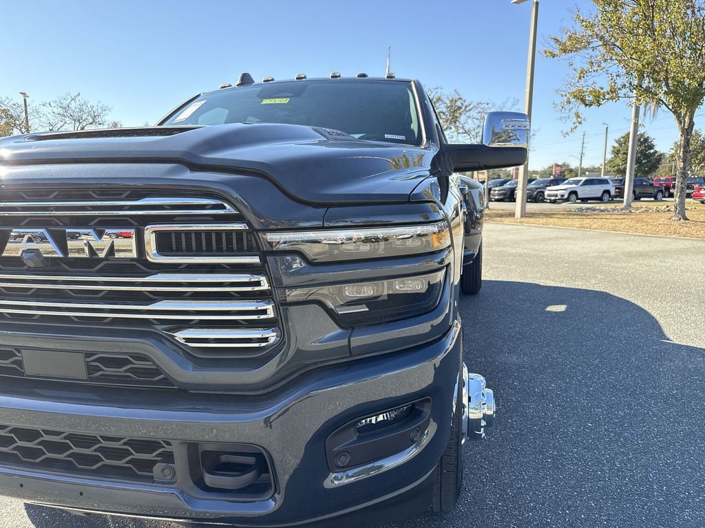 2026 Ram 3500 - Photo 9