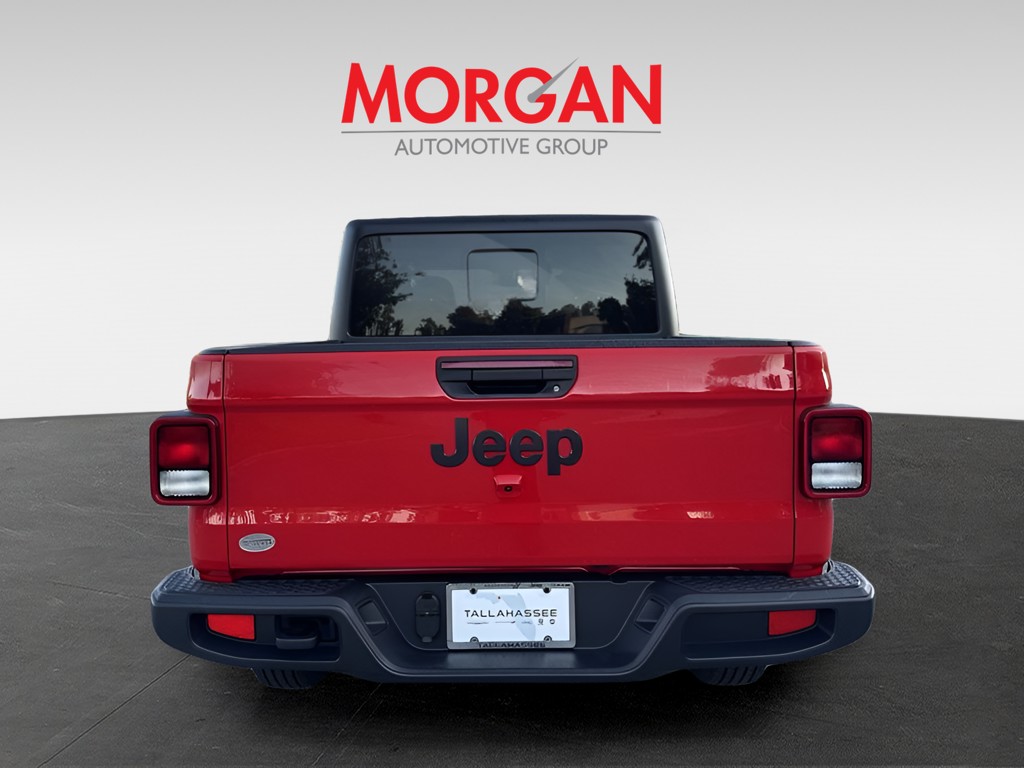 2025 Jeep Gladiator - Photo 6