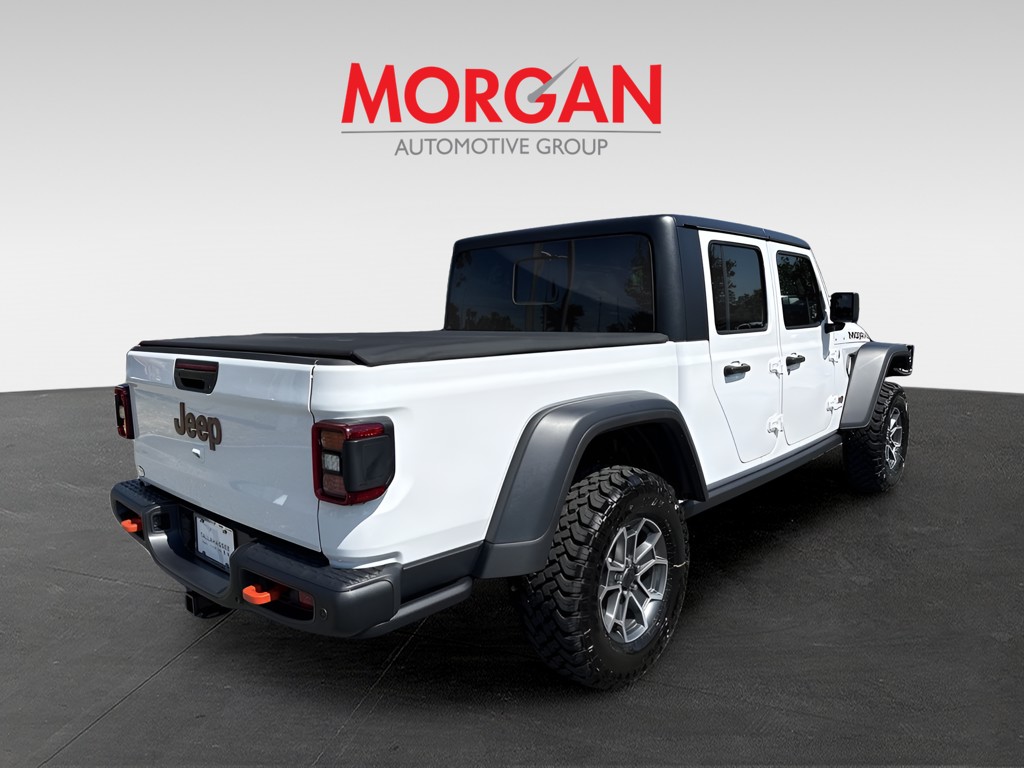 2025 Jeep Gladiator - Photo 4