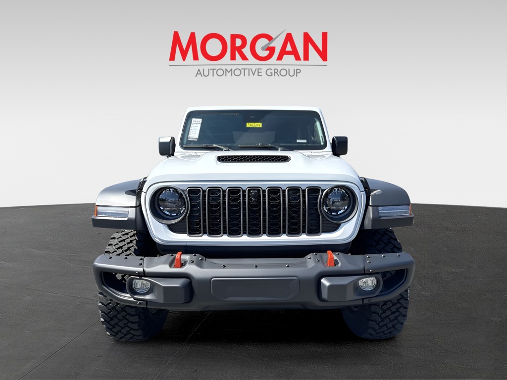2025 Jeep Gladiator - Photo 3