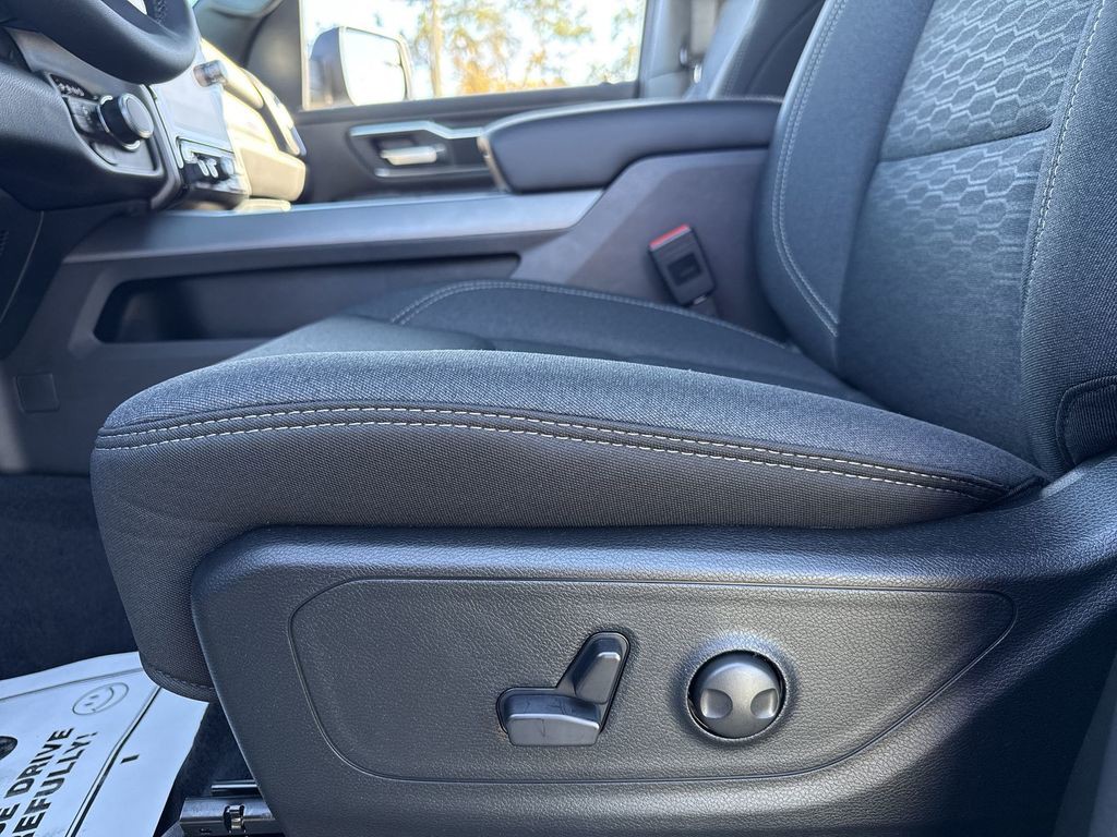 2026 Ram 1500 - Photo 12