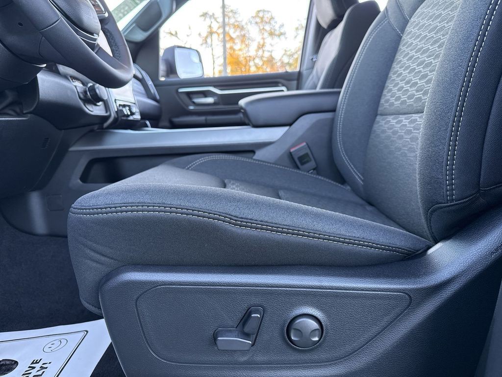2026 Ram 1500 - Photo 12