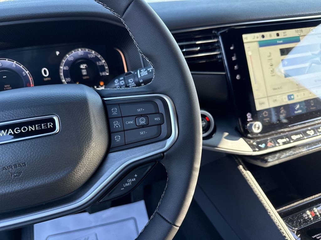 2026 Jeep Grand Wagoneer L - Photo 15