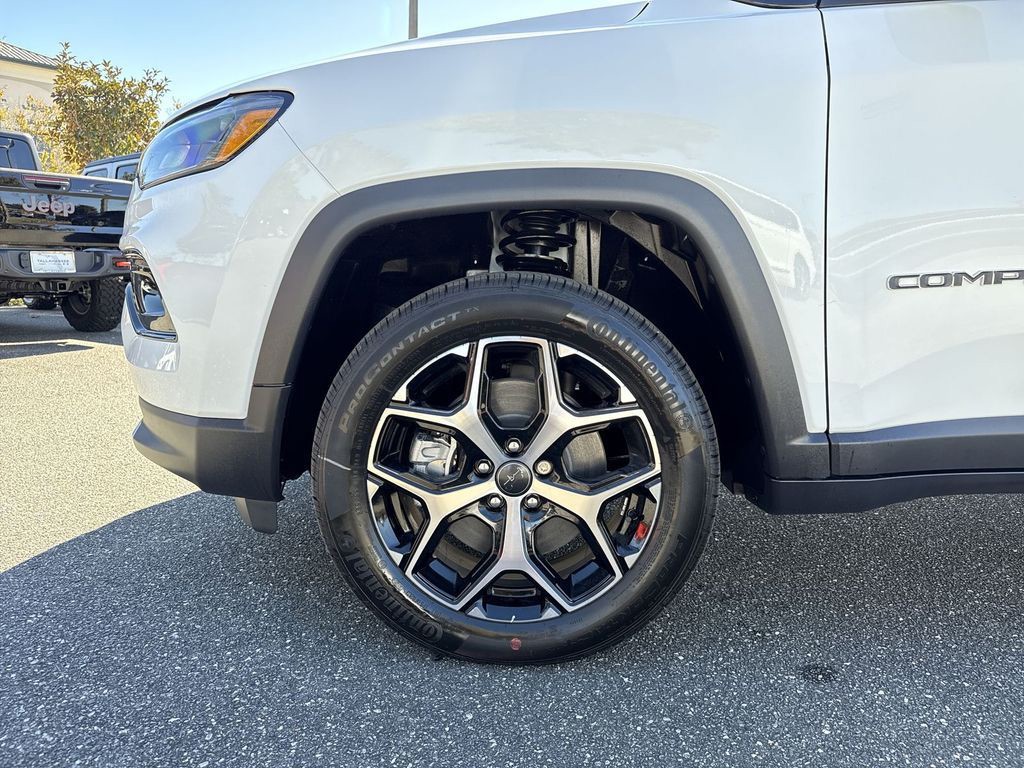 2026 Jeep Compass - Photo 10
