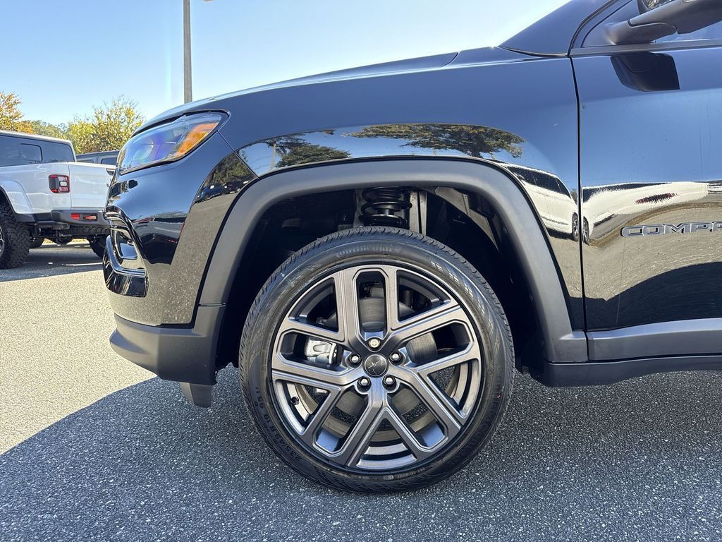 2026 Jeep Compass - Photo 10