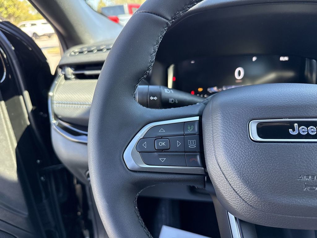 2026 Jeep Compass - Photo 14
