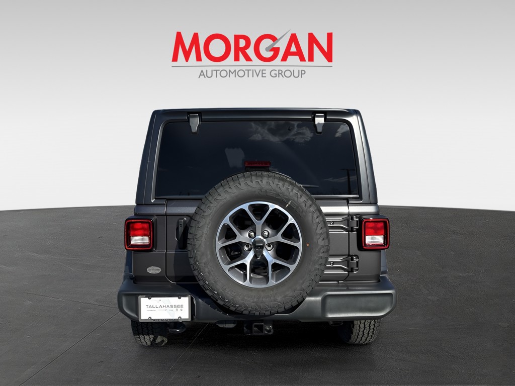 2026 Jeep Wrangler - Photo 6