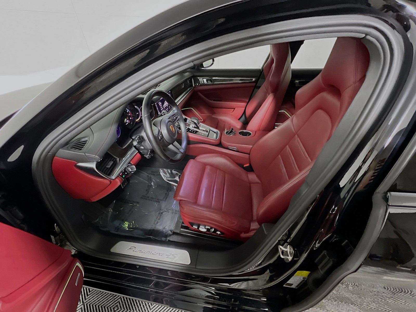 2021 Porsche Panamera E-Hybrid - Photo 12