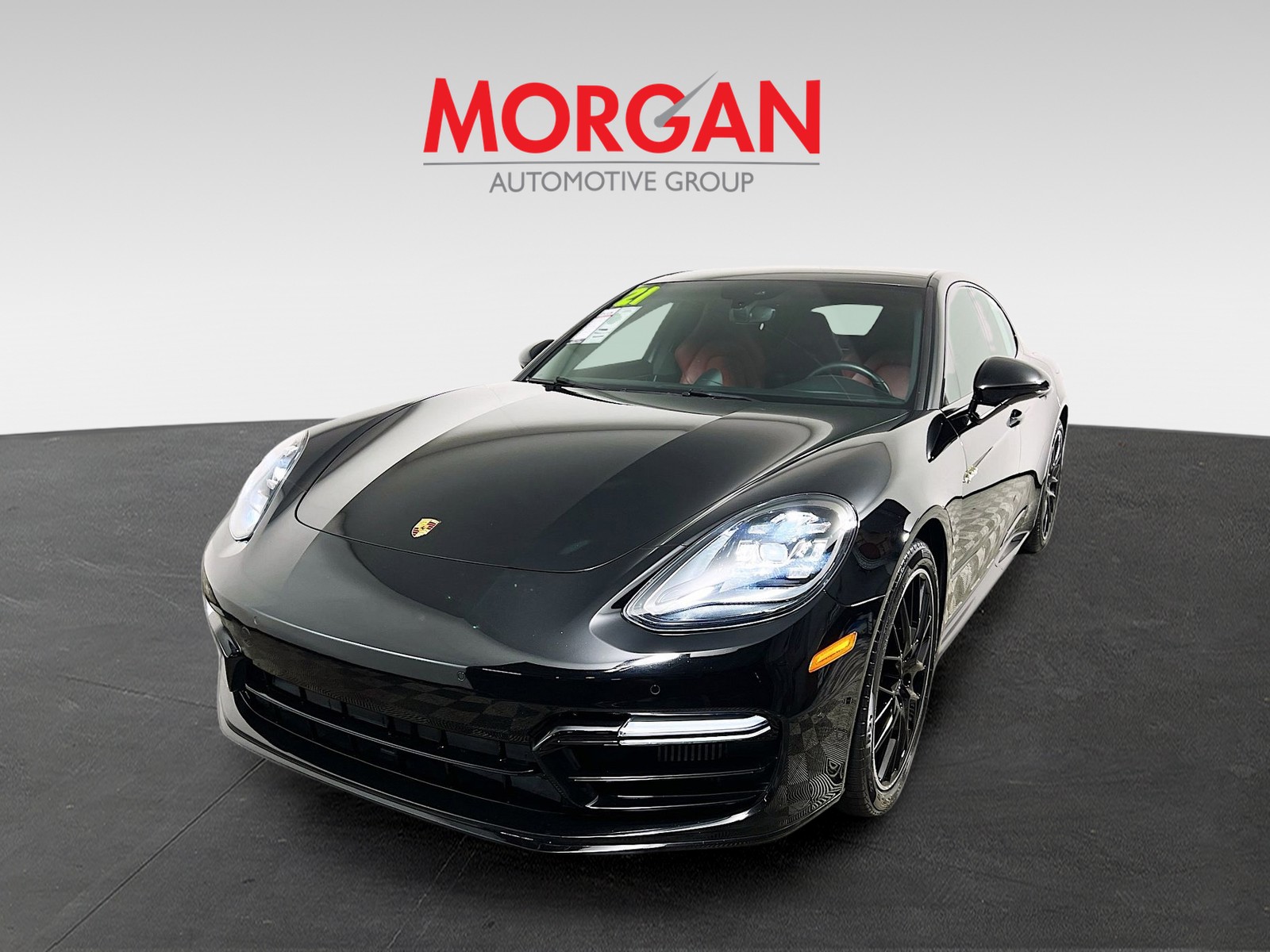 2021 Porsche Panamera E-Hybrid - Photo 2