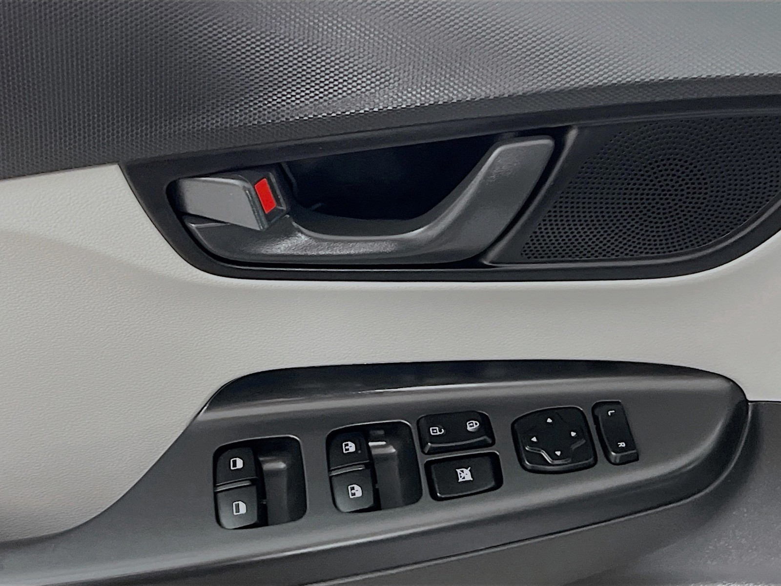 2023 Hyundai Kona - Photo 13