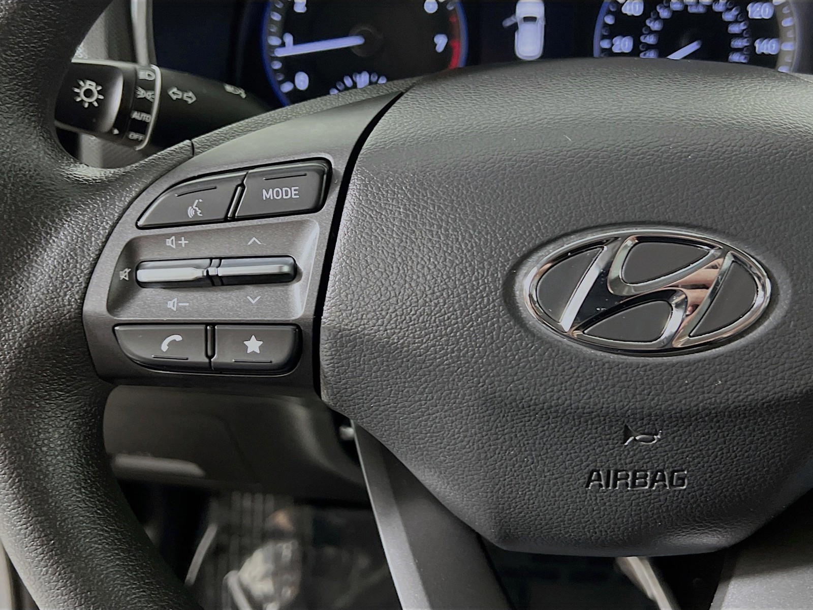 2023 Hyundai Kona - Photo 14