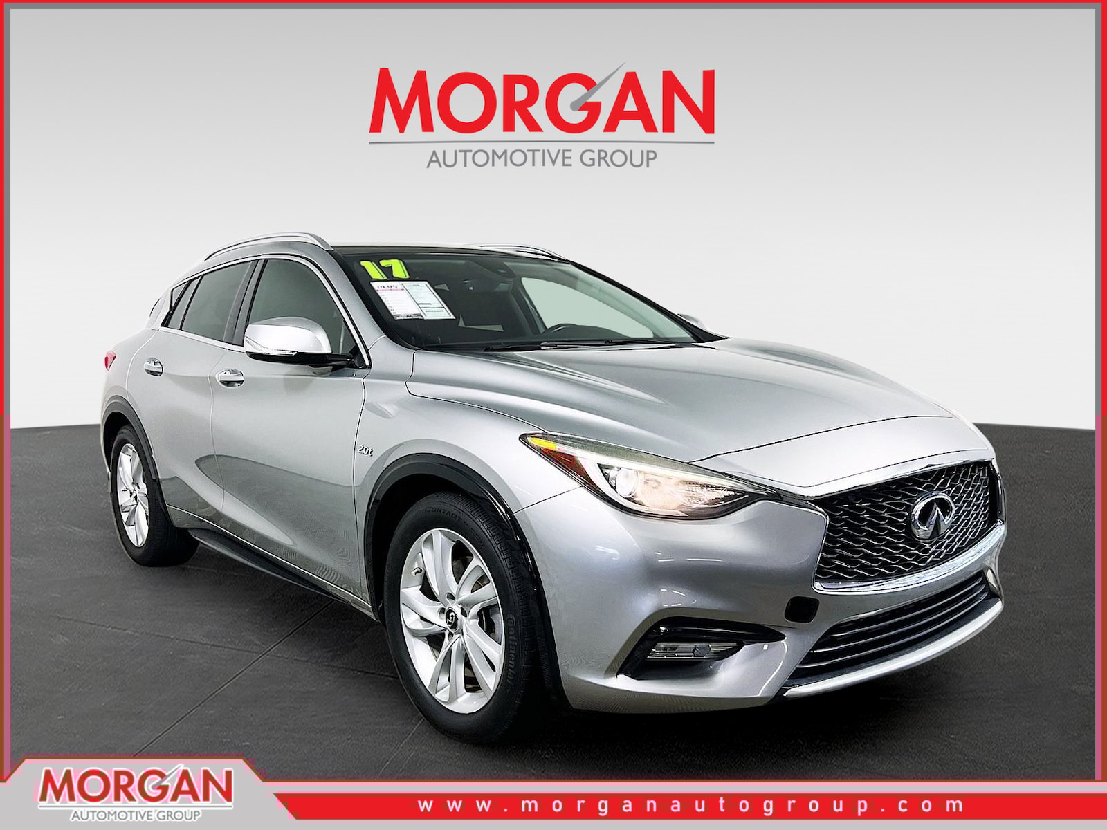 2017 INFINITI QX30 Premium's photo